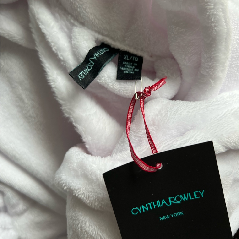 Bride Robe - Picture 2 of 4